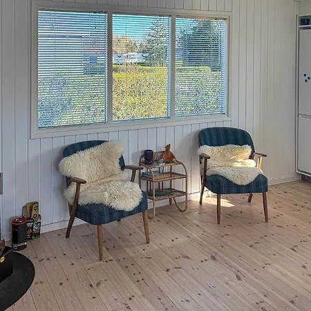 3 Bedroom Awesome In בית נופש יולסמינדה