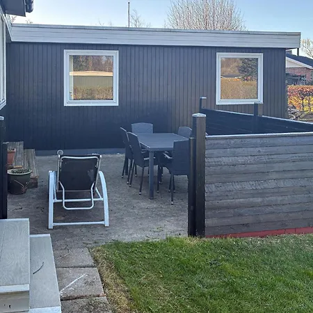 3 Bedroom Awesome In *